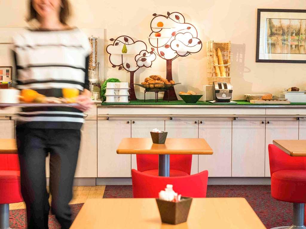 Ibis Vitre Centre Hotell Restaurant bilde