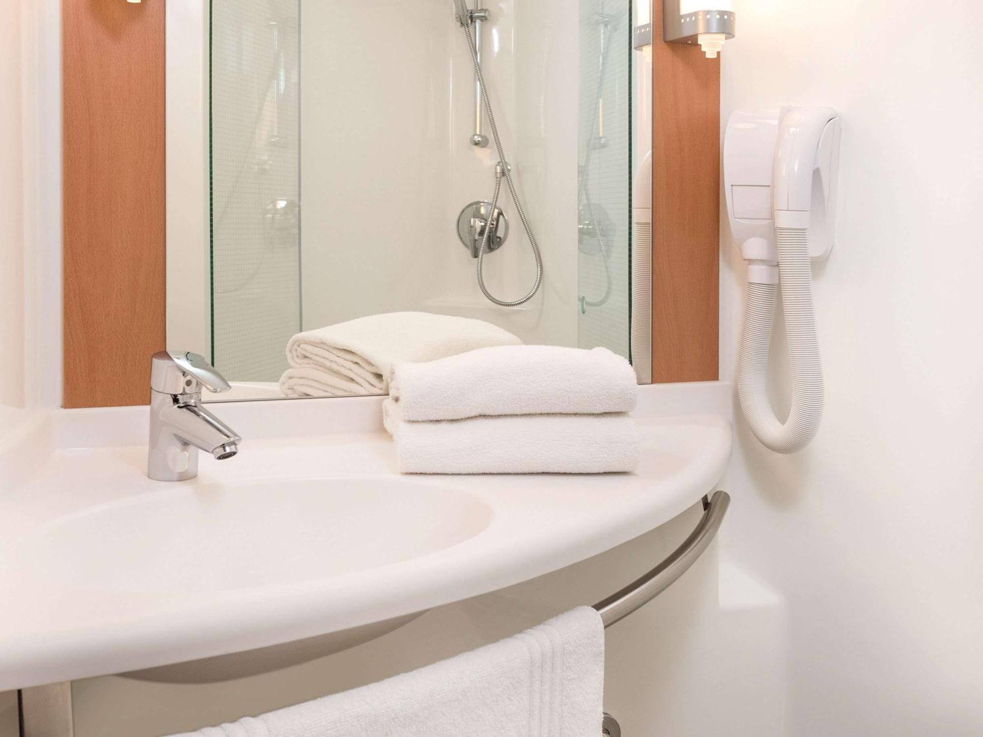 Ibis Vitre Centre Hotell Eksteriør bilde